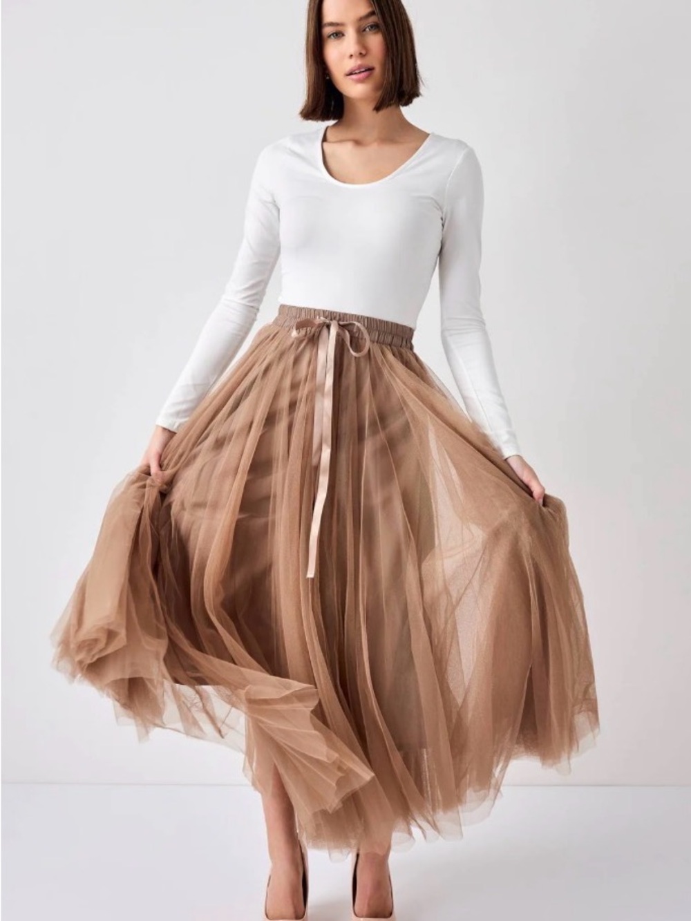 EUC Elan Tulle Maxi Skirt in Camel - Medium - Picture 3 of 8